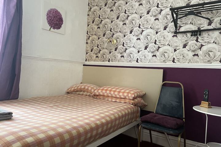 Room 2 of 21
