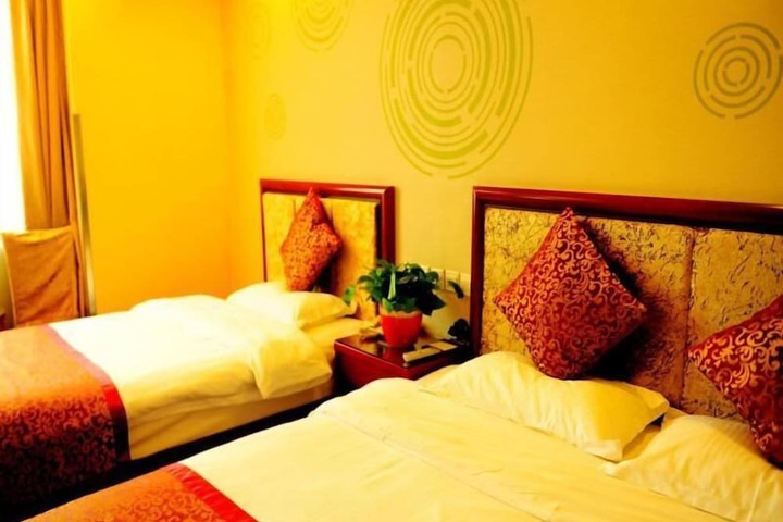 Room 14 of 52