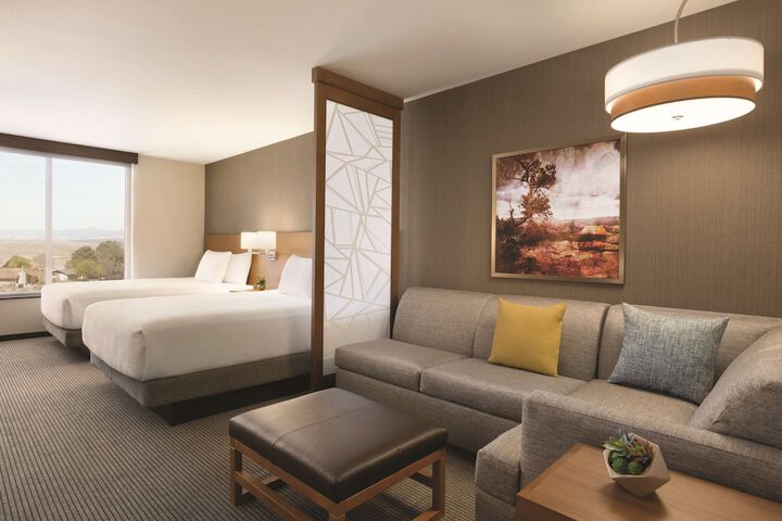 Room 16 of 64