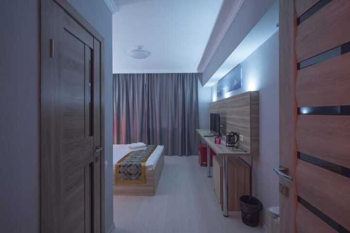 Room 5 of 25