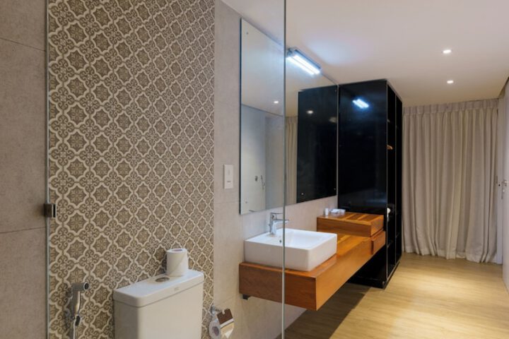 Room 26 of 63