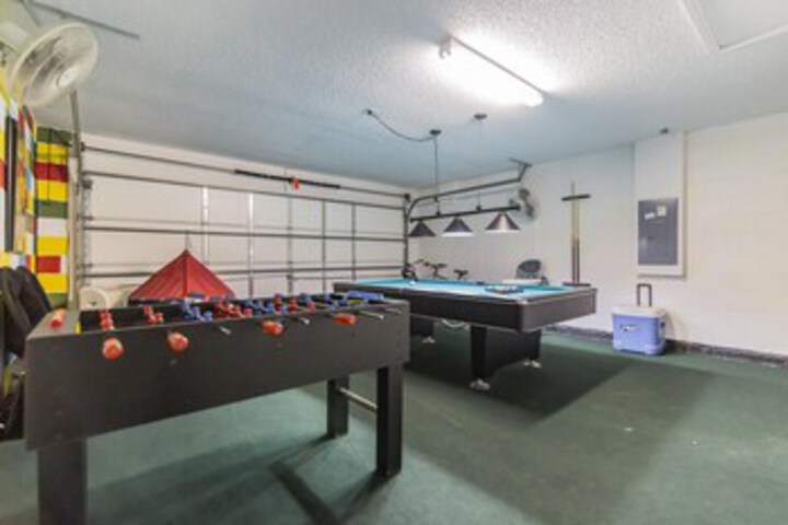 Room 7 of 30