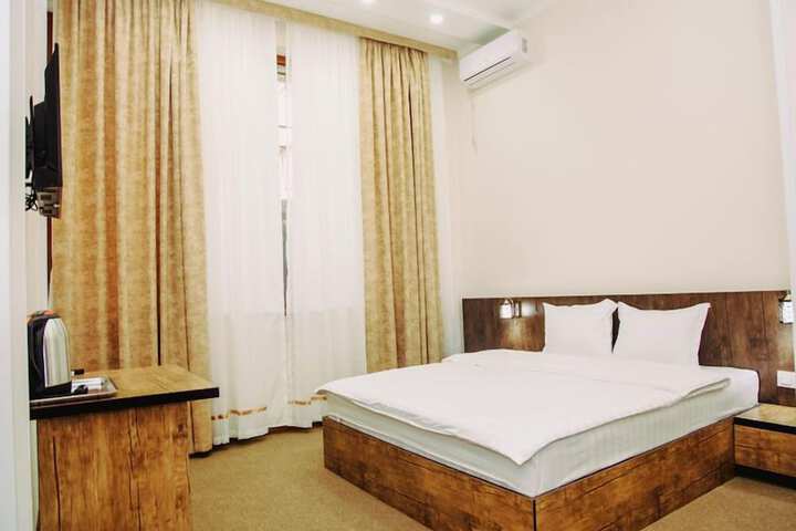 Room 2 of 12