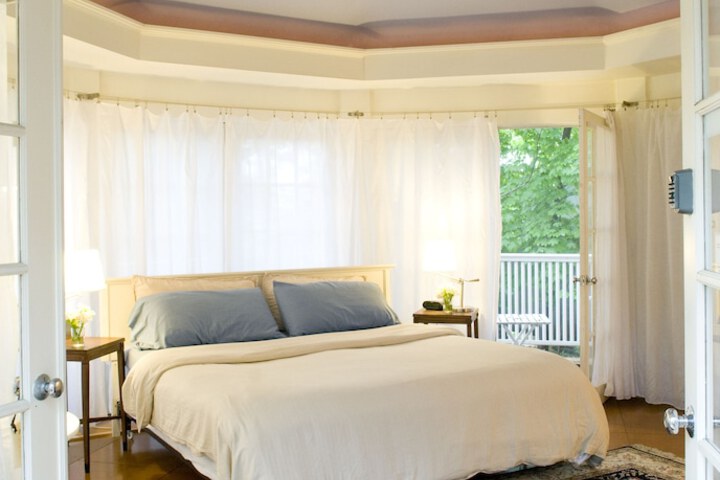 Room 5 of 20