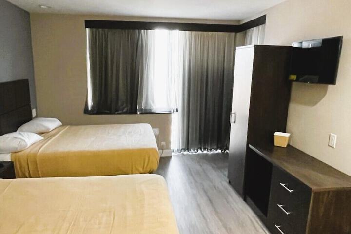 Basic Queen Bed (2 of 10)