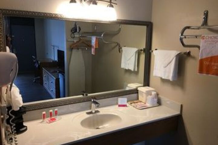 Room 7 of 68