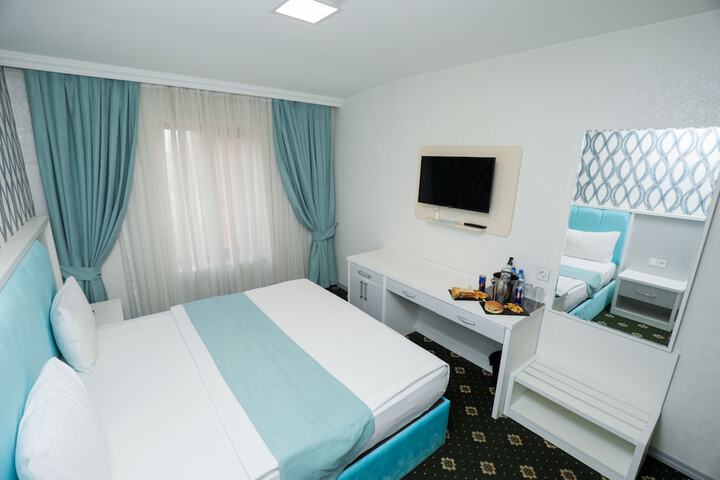 Room 9 of 51