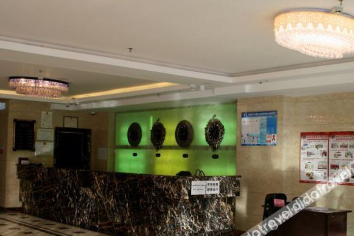 Hotel Interior 7 of 20