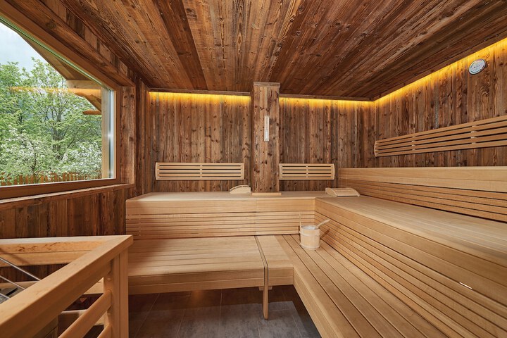 Spa 6 of 16