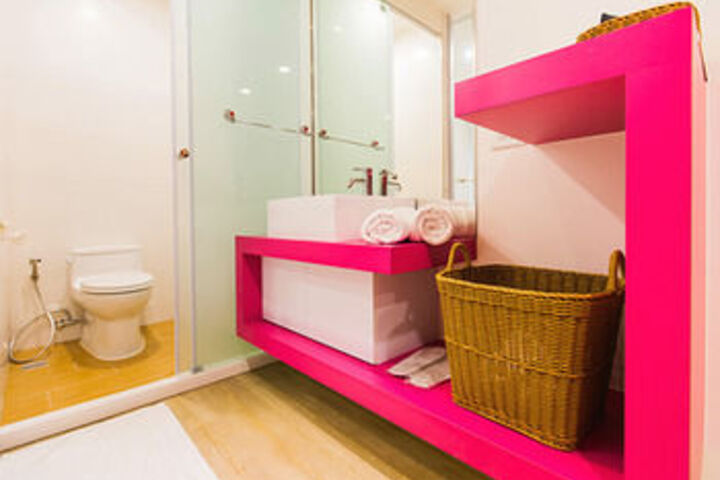 Room 4 of 55
