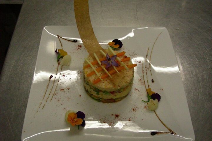 Dining 22 of 41