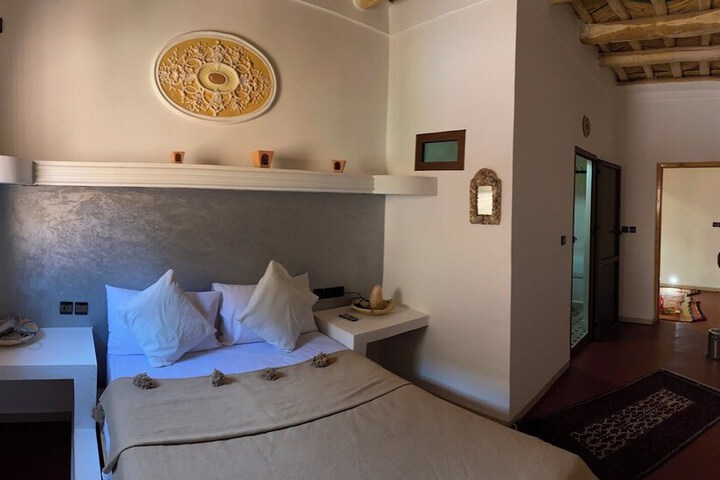 Room 17 of 50
