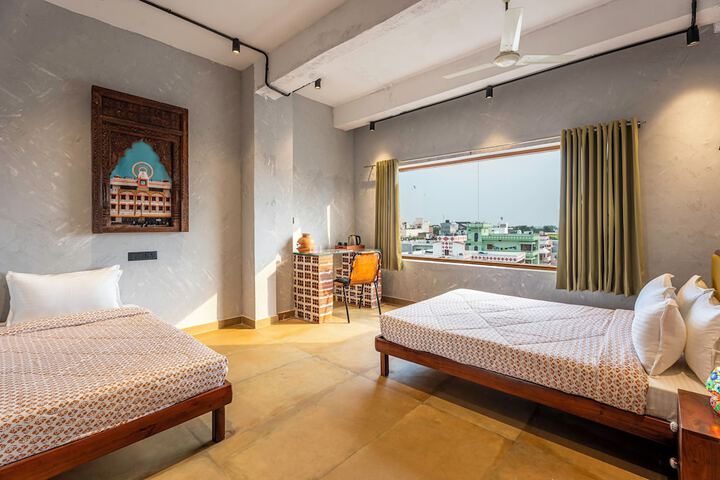 LOCAL LOK in Varanasi