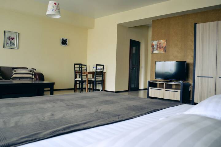Room 27 of 59