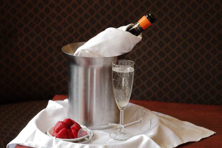 Dining Photos