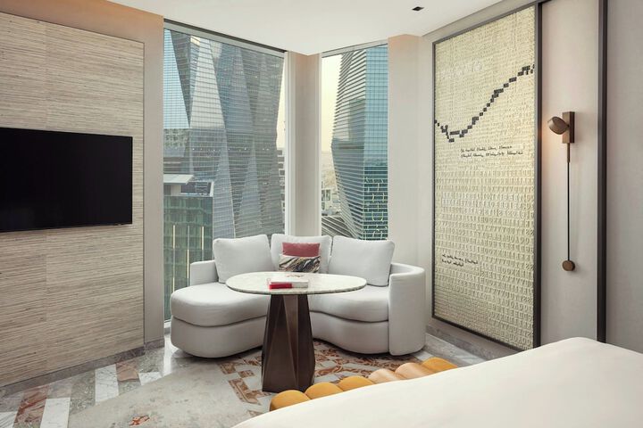 Room 25 of 58