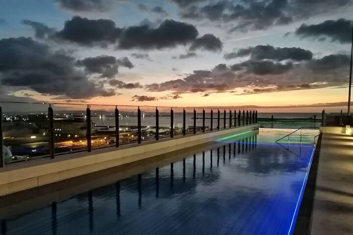 Pool 56 of 138