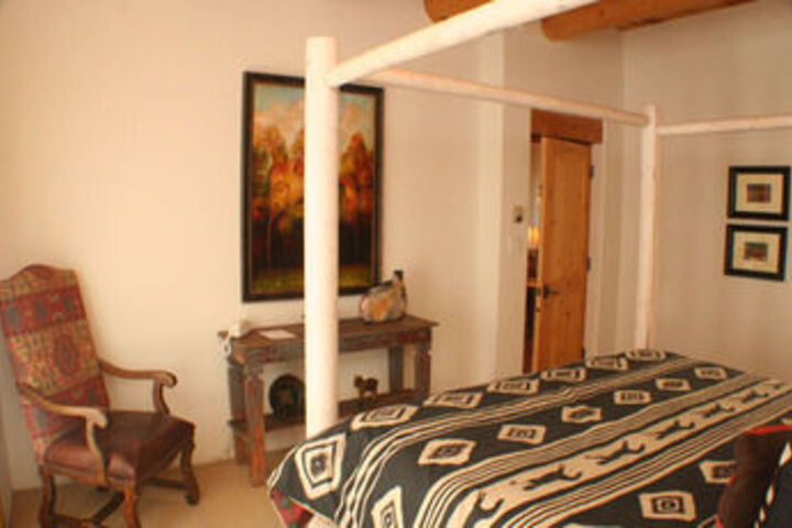 Room 6 of 6