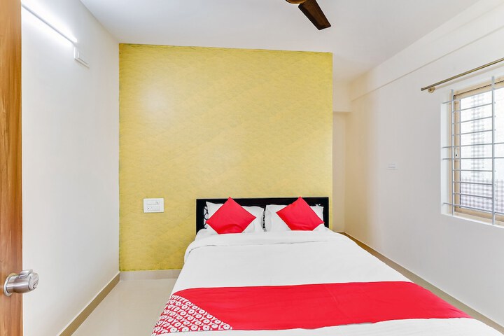 Room 7 of 13