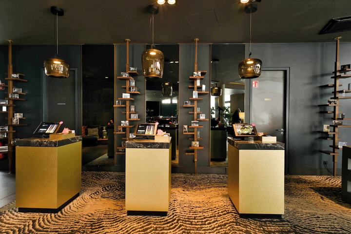 Hotel Lobby