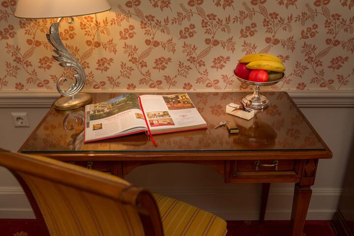 Room 18 of 67