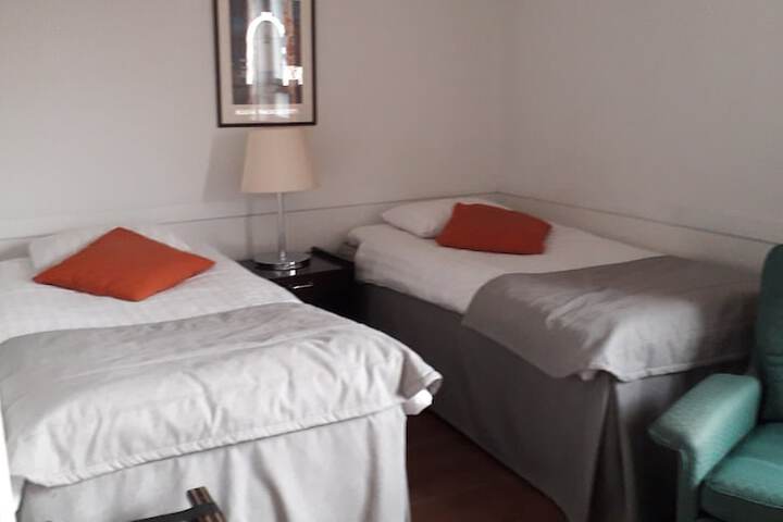 Room 13 of 44