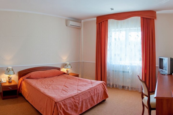Room 22 of 99