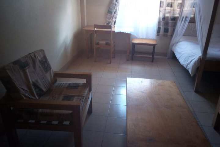 Room 5 of 22