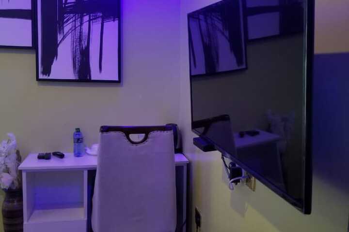 Room 25 of 62