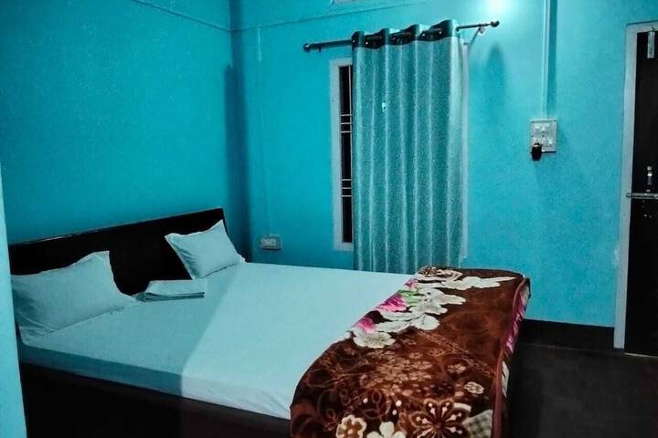 Room 2 of 13