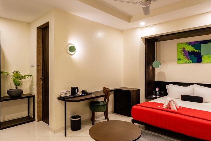 Room 25 of 44