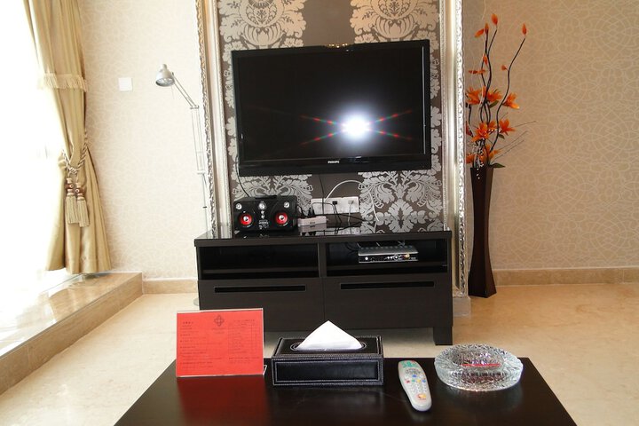 Room 14 of 72