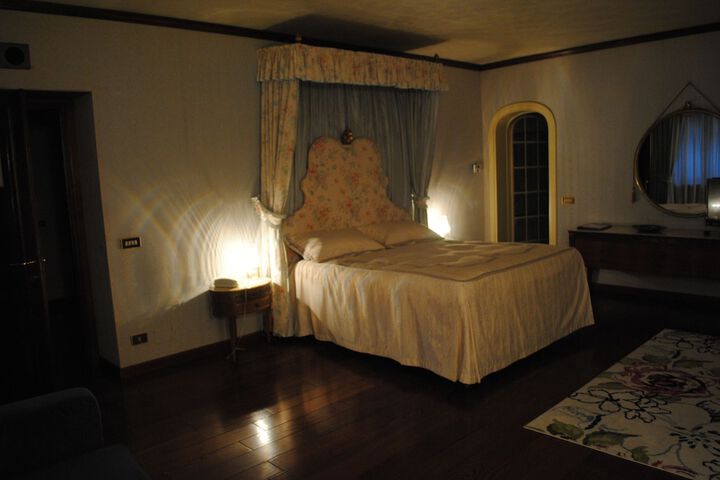 Room 14 of 47