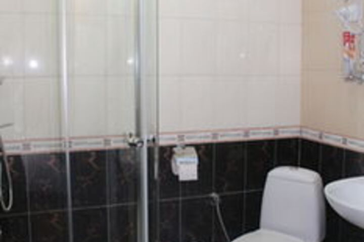 Room 2 of 21
