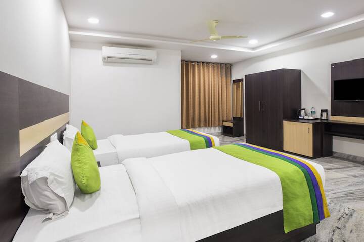 Room 17 of 32