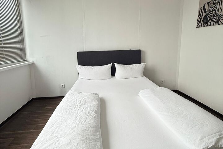 Room 76 of 150
