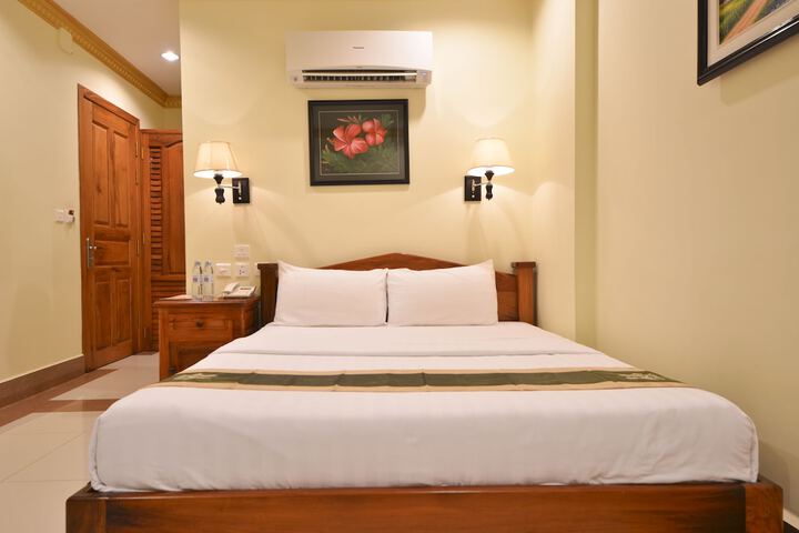 Room 15 of 34