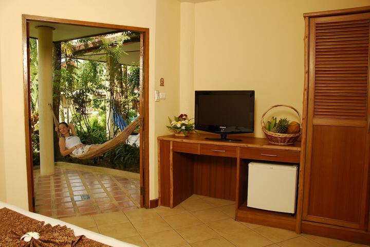Room 2 of 46