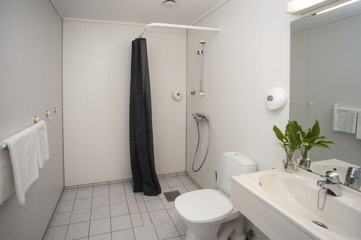 Room 54 of 102