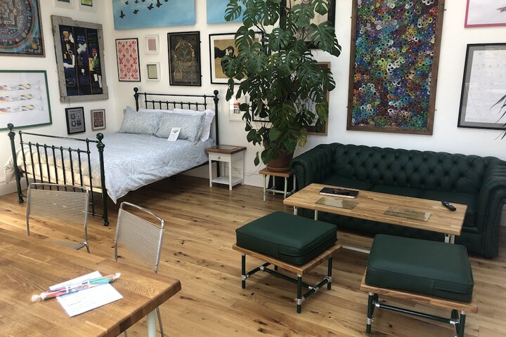 Room 18 of 45