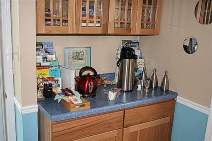 Breakfast/Coffee Service 53 of 56