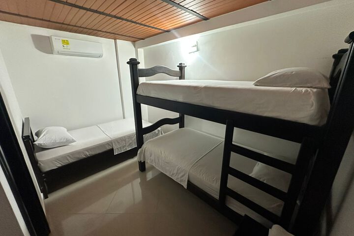 Room 19 of 41