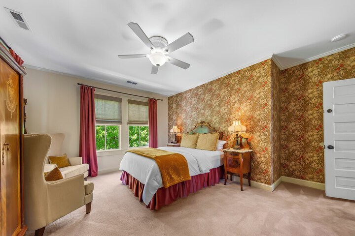 Room 26 of 78