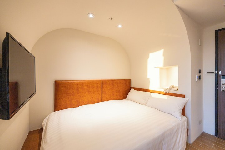 Room 15 of 95
