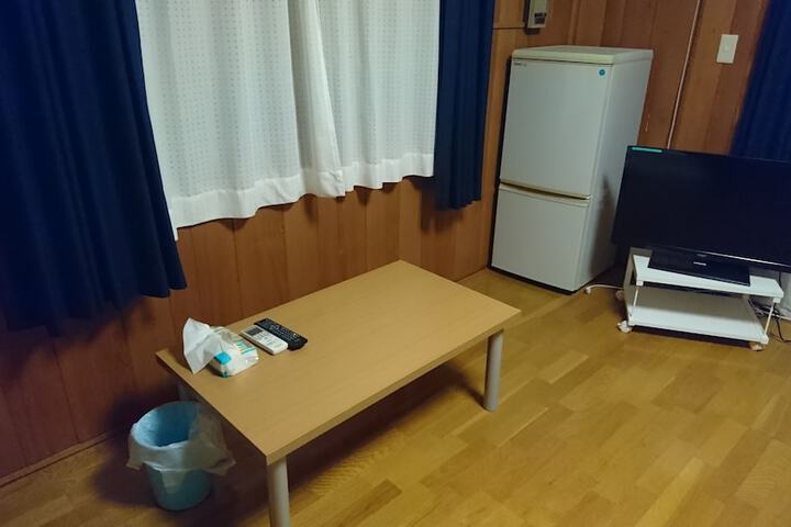 Room 13 of 65