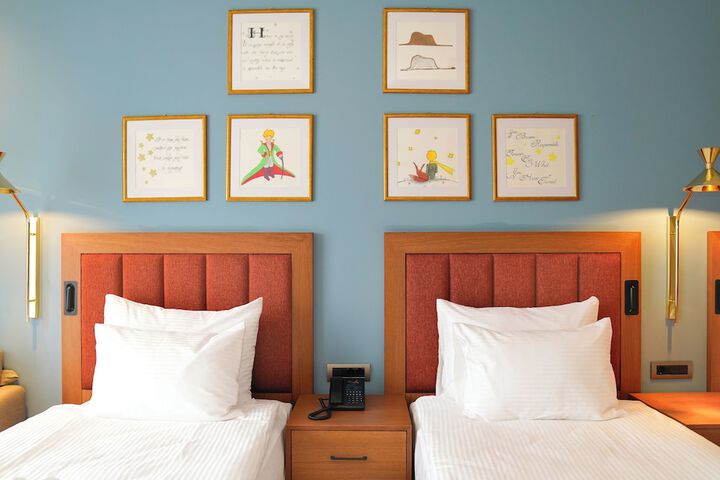 Room 5 of 75
