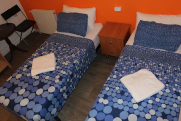 Room 3 of 12