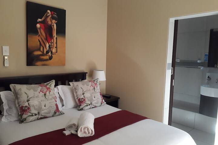 Room 6 of 61