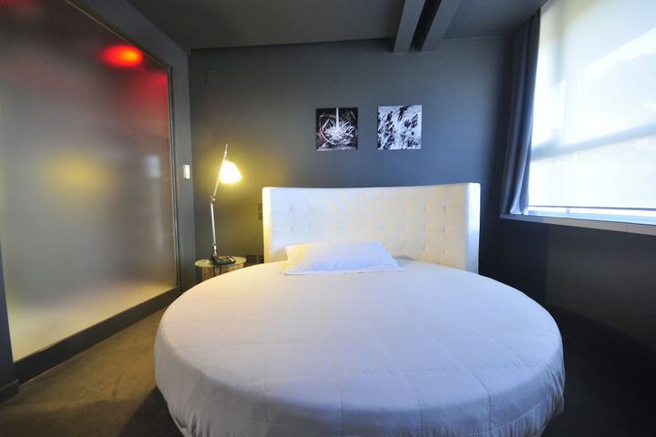Room 8 of 57