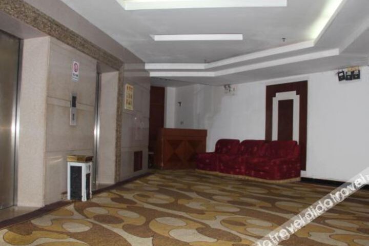 Hotel Interior 6 of 20